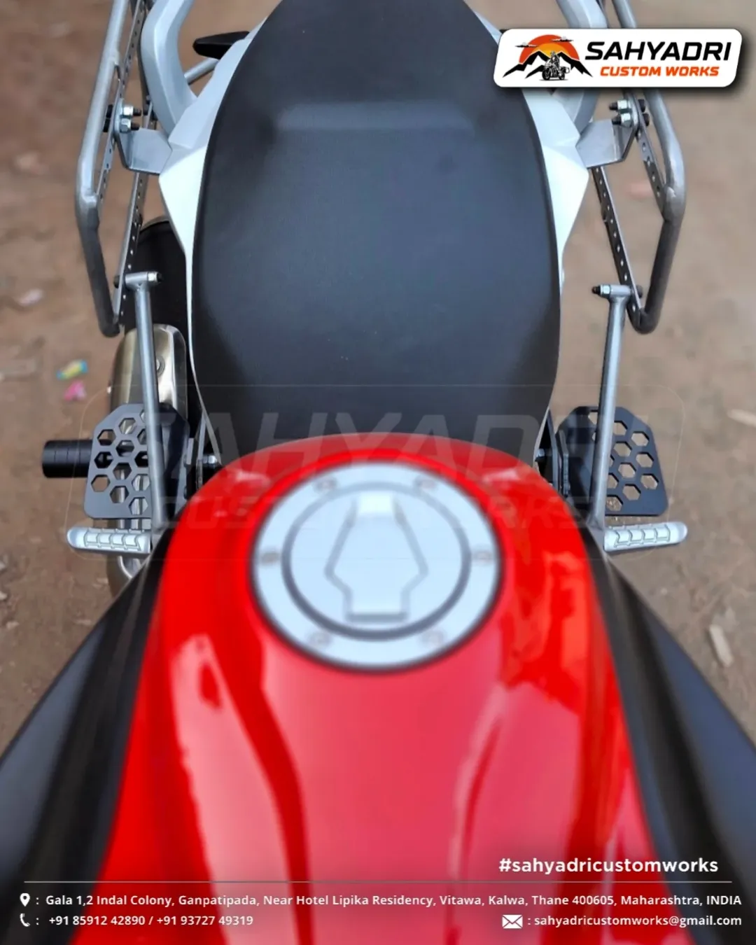 FOOTREST BMW (4)
