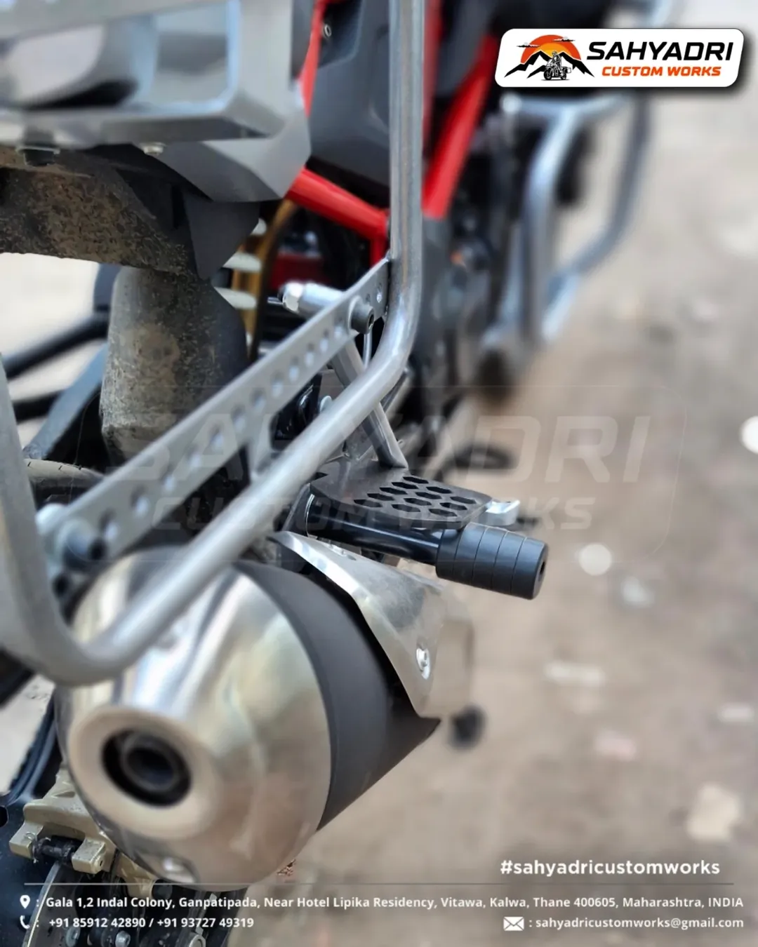 FOOTREST BMW (6)