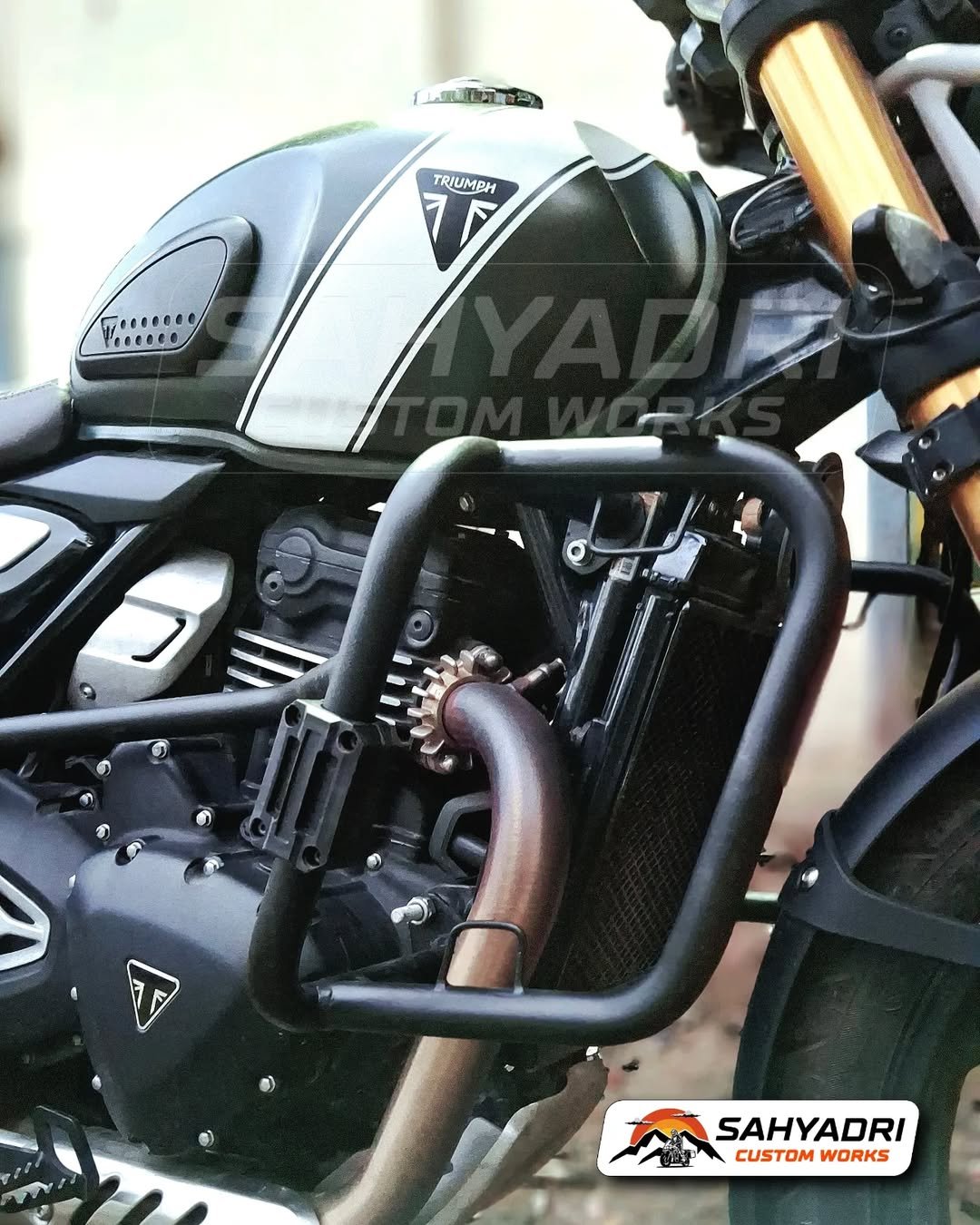 CRASH-FRAMES for the Triumph Scrambler 400-4