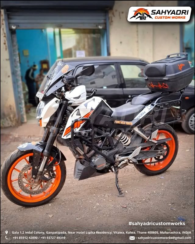 KTM DUKE - GEN 1 with dual sliders -4