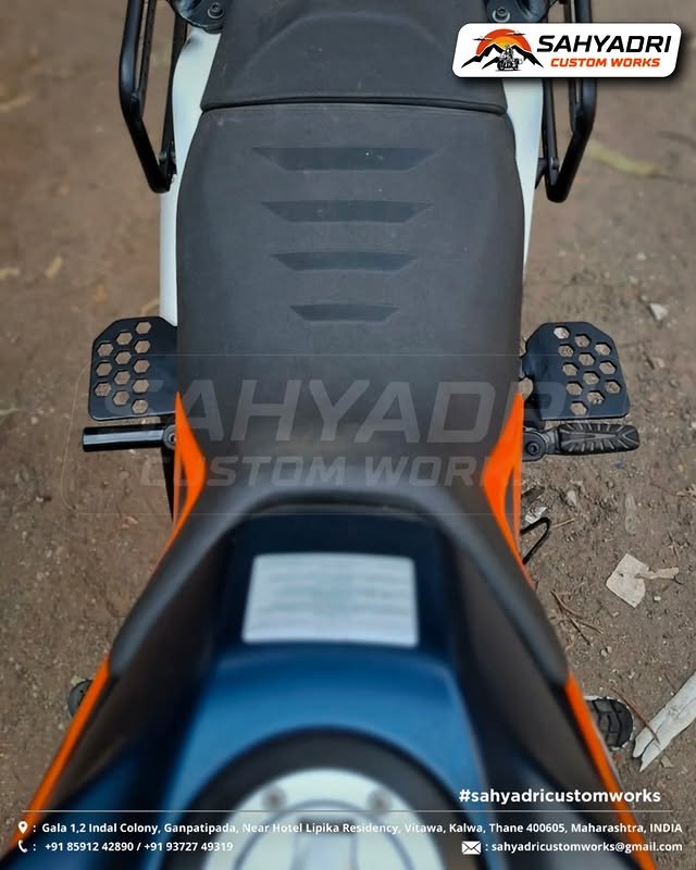 pillion footrest for ktmadv 390-250 4