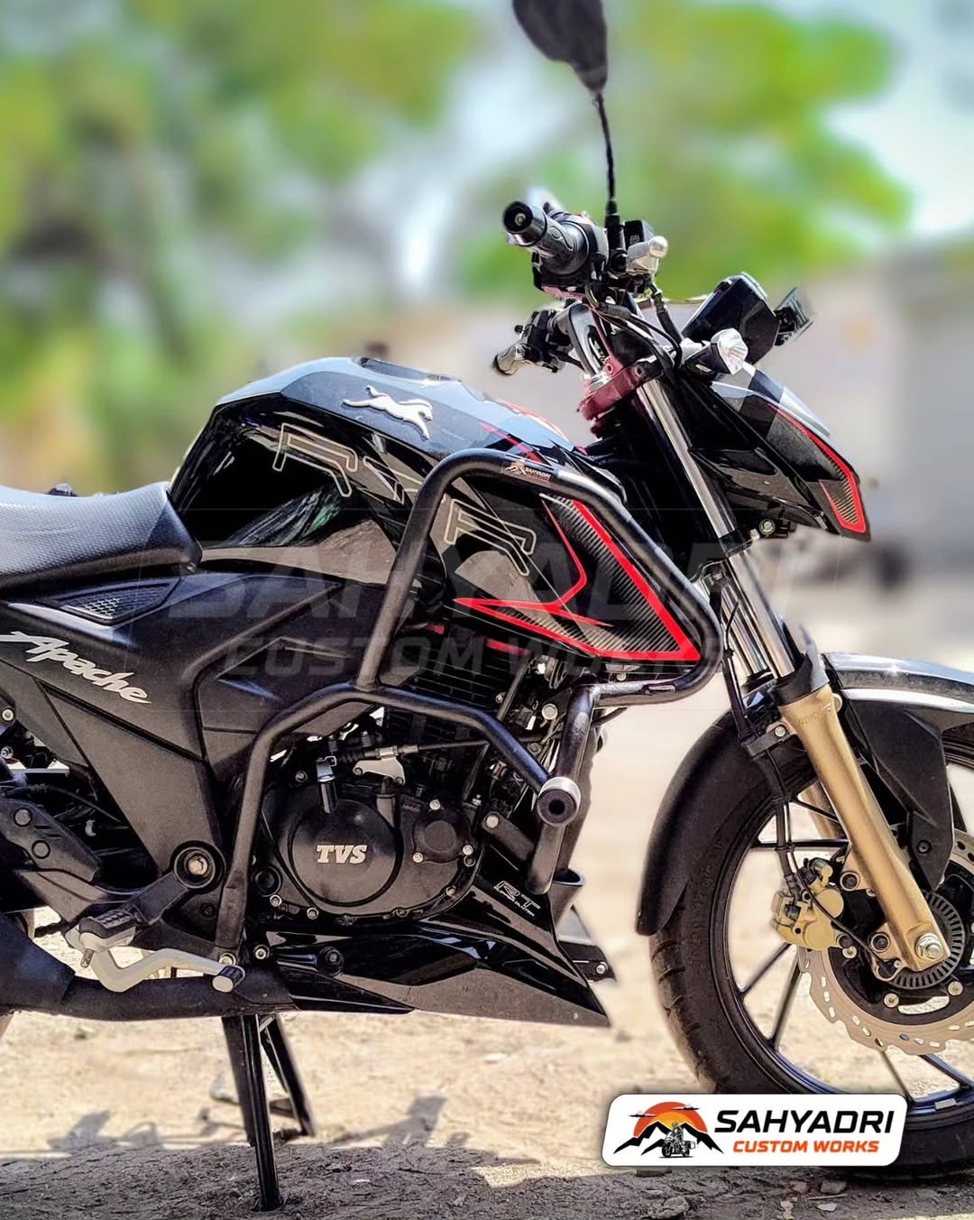 TVS APACHE RTR 4V 2