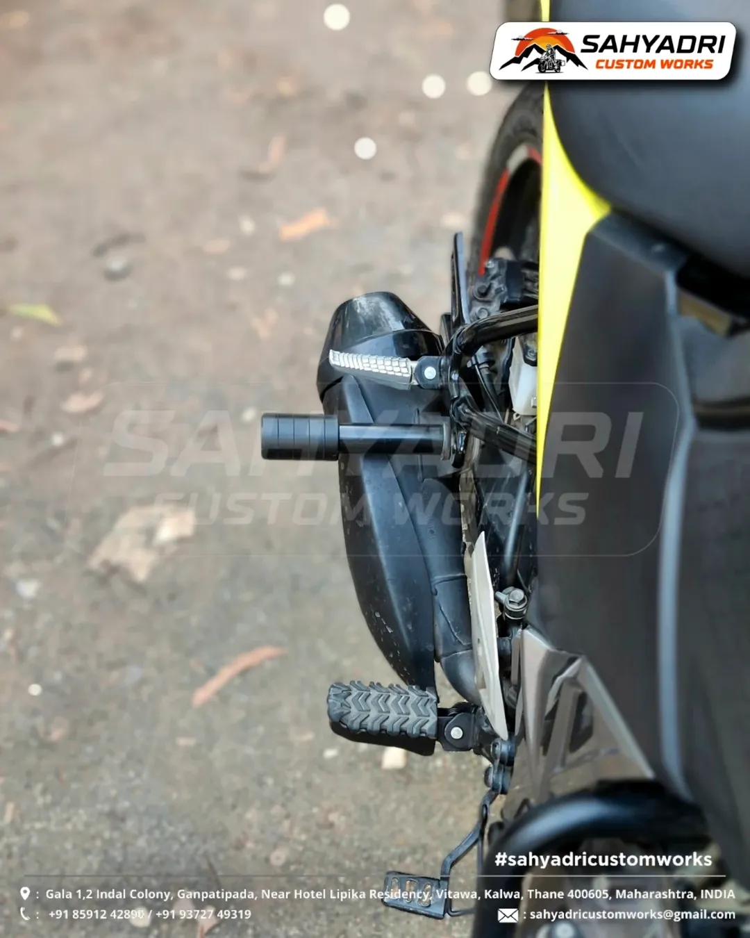 EXHAUST SLIDER for the Suzuki VStrom 250 SX 4