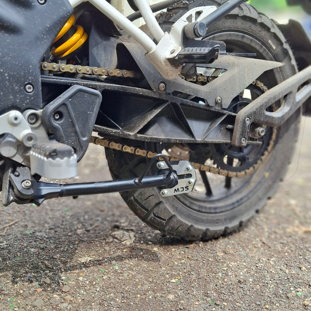SIDE STAND SHOE FOR _ TVS RTX (4)_20260818_155759_0003